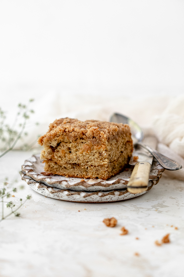 Super Easy Banana Bread Coffee Cake Simply Unbeetable